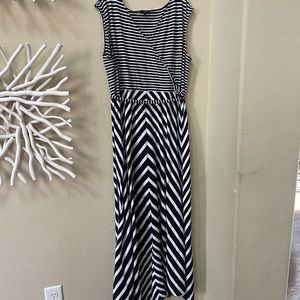 Talbots navy blue and white maxi dress with tie